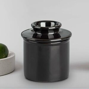 Sweese Black Porcelain French Butter Crock Dish,8.5 oz Microwave&Dishwasher Safe
